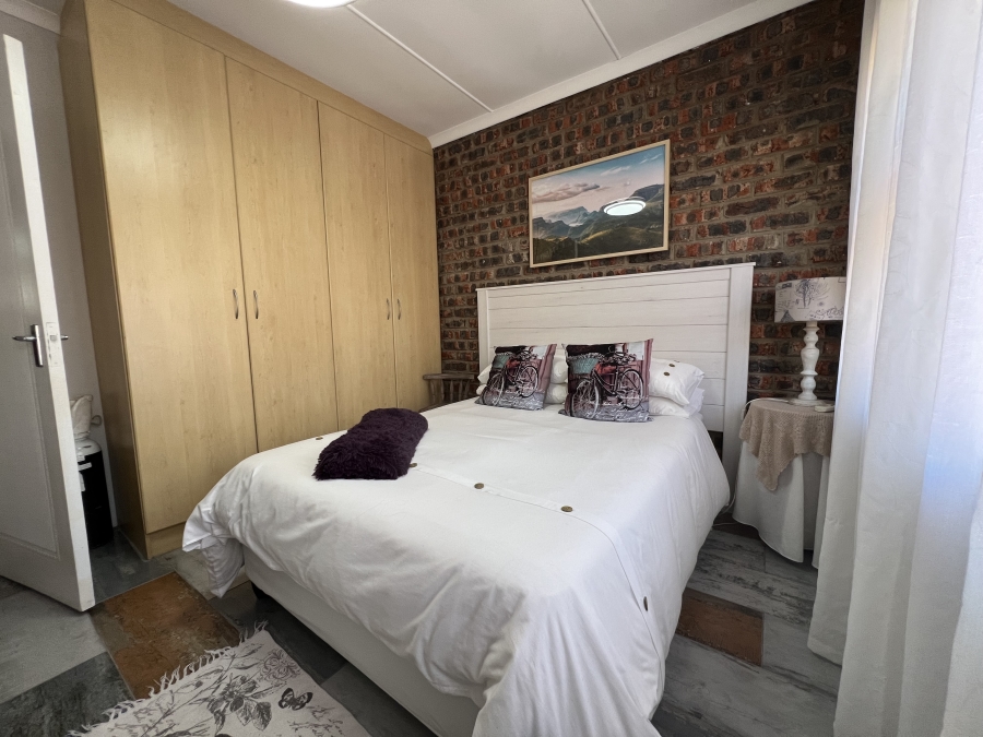 3 Bedroom Property for Sale in Wavecrest Eastern Cape